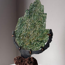 Afbeelding in Gallery-weergave laden, GROUNDED | I | Glas | Staal | Steen |