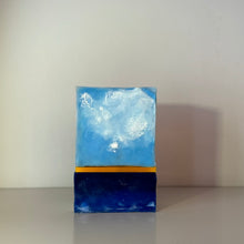 Afbeelding in Gallery-weergave laden, TINY WANDOBJECT KZDZNZKKN (IKZIEDEZONZAKKEN) ENCAUSTIC IV