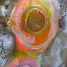 Afbeelding in Gallery-weergave laden, FIVE PANEL 130|50 |MOVING DOTS| RED|ORANGE I ENCAUSTIC