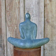 Afbeelding in Gallery-weergave laden, PREGNANT BLAUW BRONS II oplage 2/6
