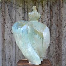 Afbeelding in Gallery-weergave laden, WOMEN ON THE MOVE II 2021 | STEENGOED KERAMIEK |VERKOCHT|
